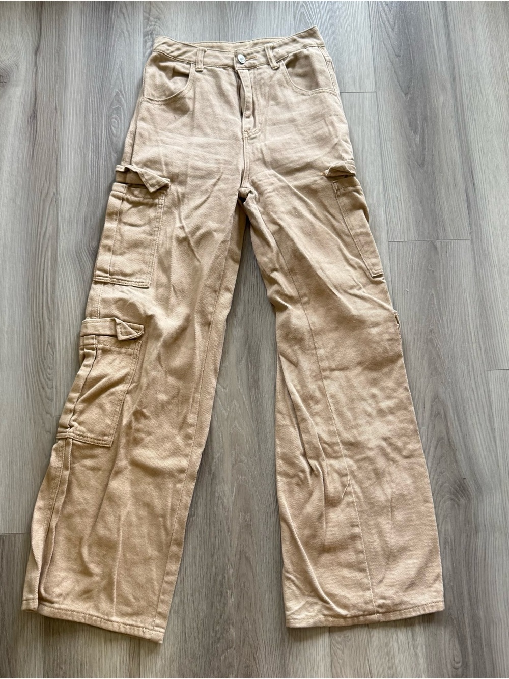 SHEIN Beige Wide-Leg Cargo Pants